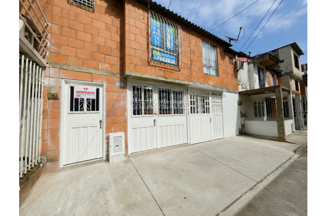 Apartamentos, Alquiler, Palmira - $900.000