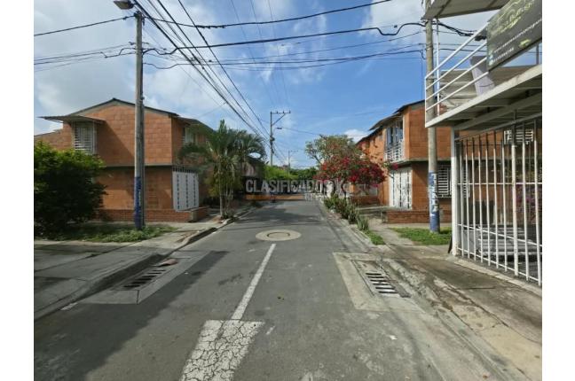 Apartamentos, Alquiler, Palmira - $900.000