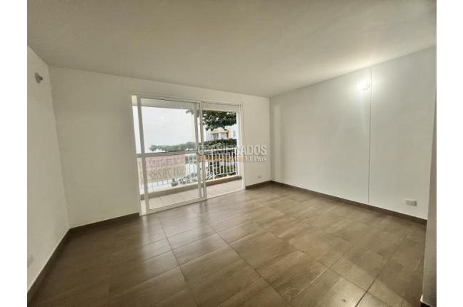Apartamentos, Alquiler, Ciudad Pacifica - $1.240.000