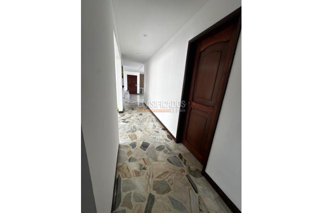 Apartamentos, Venta, Versalles - $580.000.000