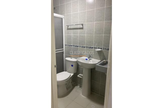 Apartaestudios, Alquiler, Prados del Limonar - $750.000