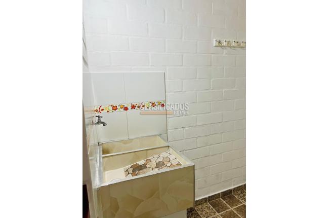 Apartamentos, Venta, Flora Industrial - $180.000.000