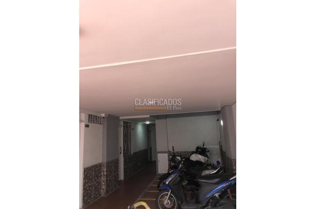 Apartaestudios, Alquiler, Prados del Limonar - $750.000