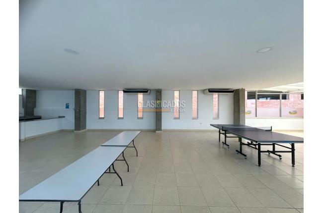 Apartamentos, Venta, Cerro Cristales - $550.000.000