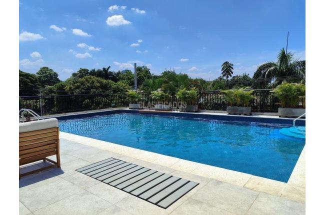 Apartaestudios, Alquiler, El Refugio - $2.400.000