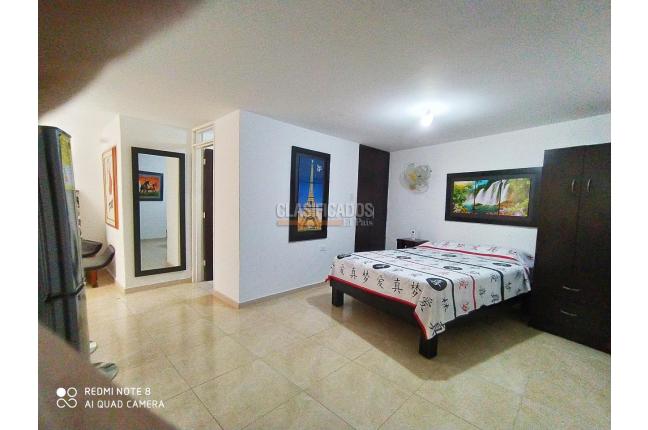 Apartaestudios, Alquiler en Cristales