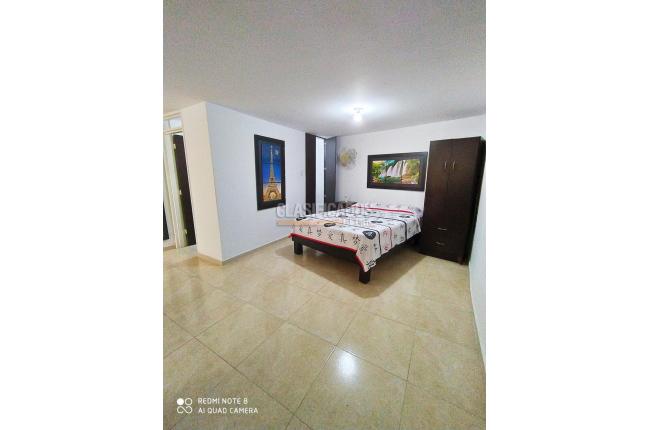 Apartaestudios, Alquiler, Cristales - $2.500.000