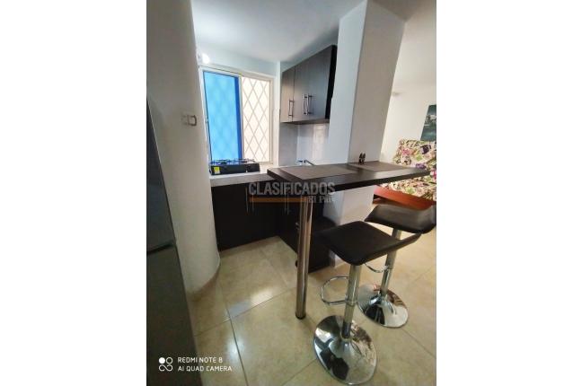 Apartaestudios, Alquiler, Cristales - $2.500.000