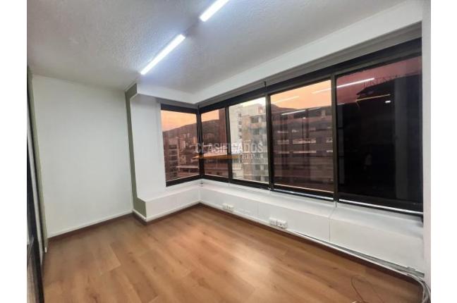 Apartamentos, Alquiler, Versalles - $3.700.000