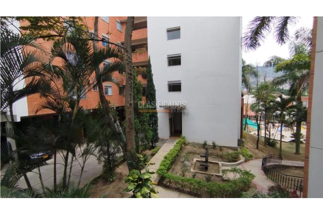 Apartamentos, Venta, Altos de Guadalupe - $690.000.000