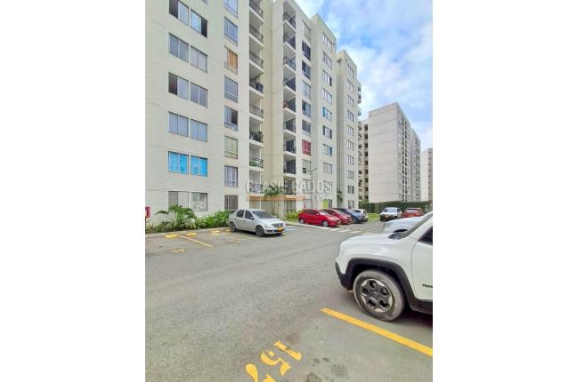 Apartamentos, Alquiler, Yumbo - $1.350.000