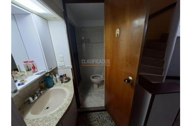 Casas, Venta, Primero de Mayo - $380.000.000