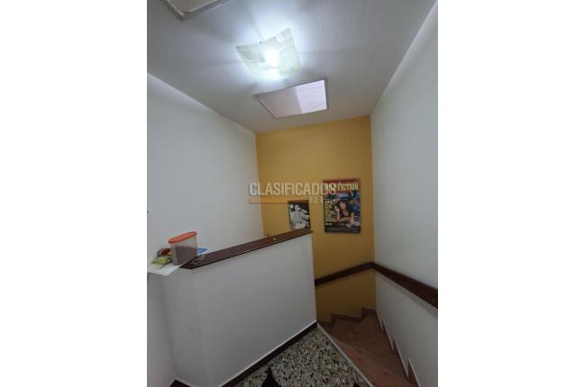 Casas, Venta, Primero de Mayo - $380.000.000