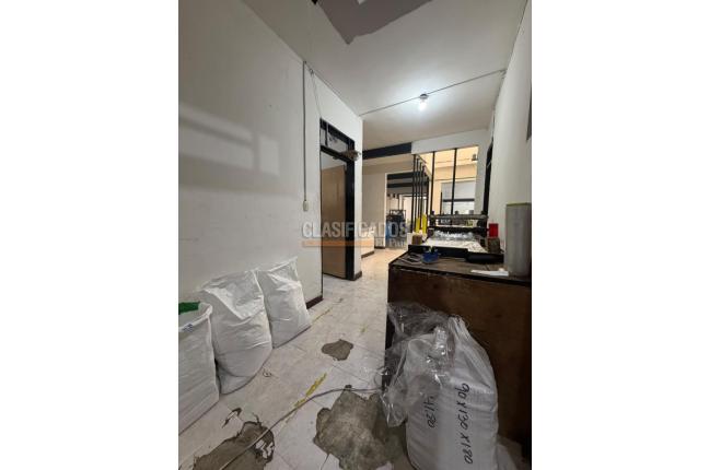 Locales y Bodegas, Venta, Junín - $490.000.000