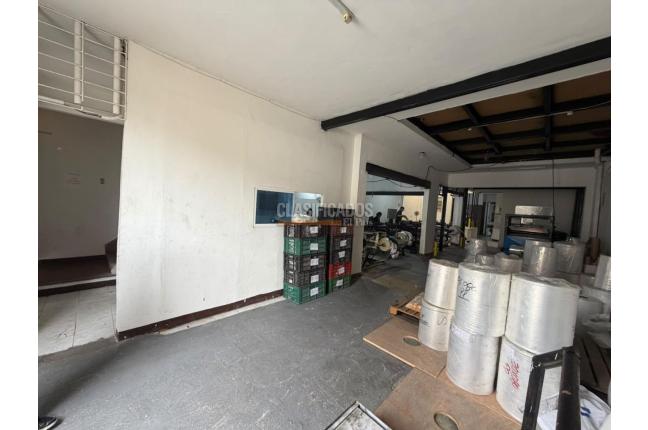 Locales y Bodegas, Venta, Junín - $490.000.000