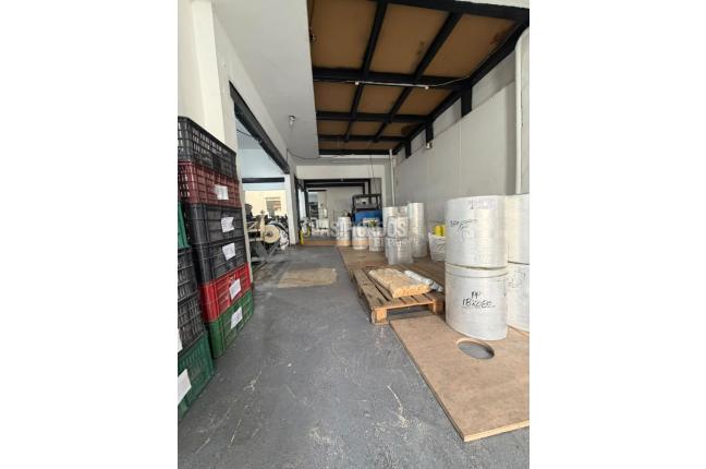 Locales y Bodegas, Venta, Junín - $490.000.000