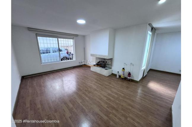 Casas, Venta, Bogotá - $950.000.000