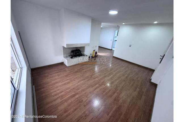 Casas, Venta, Bogotá - $950.000.000