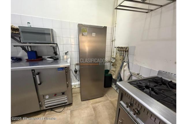 Locales y Bodegas, Alquiler, Bogotá - $2.500.000