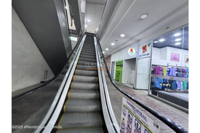 Locales y Bodegas, Alquiler, Bogotá - $2.500.000