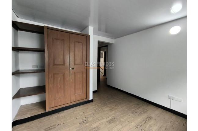 Casas, Venta, Santa Isabel - $900.000.000