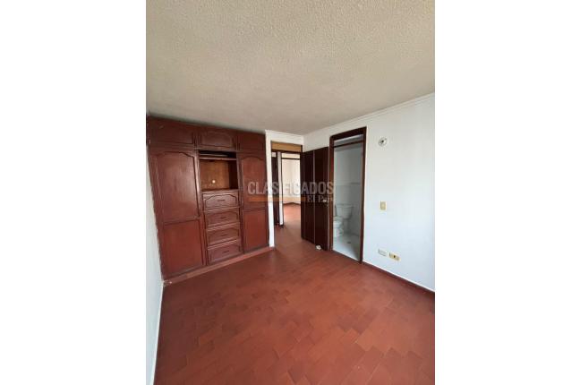 Apartamentos, Alquiler, Torres de Comfandi - $950.000