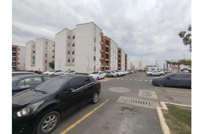 Apartamentos, Alquiler, Candelaria - $800.000