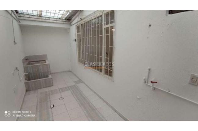 Casas, Venta, Bogotá - $600.000.000