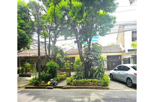Casas, Venta en Prados del Norte