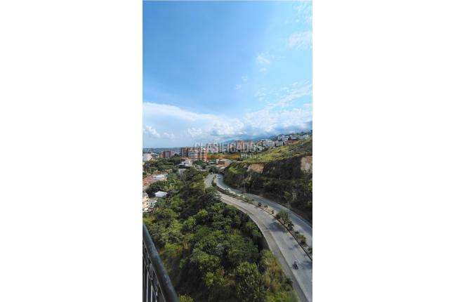 Apartamentos, Alquiler, Cristales - $10.000.000