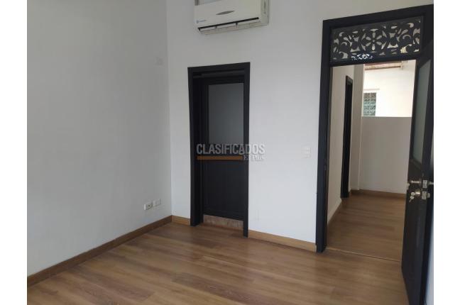 Oficinas y Consultorios, Alquiler, Granada - $2.600.000
