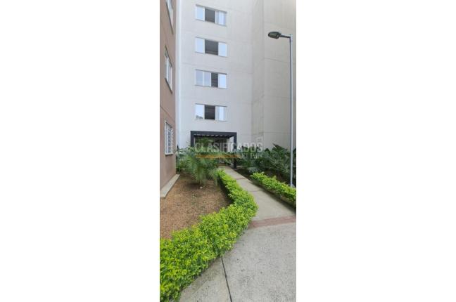 Apartamentos, Alquiler, Ciudad Pacifica - $1.350.000