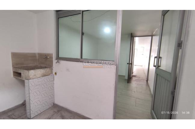 Apartaestudios, Alquiler, Bogotá - $750.000
