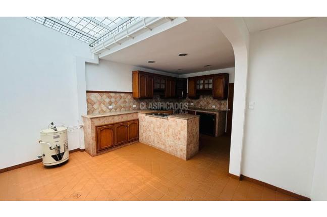 Casas, Venta, Prados del Norte - $780.000.000