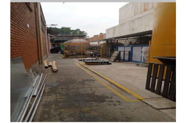 Locales y Bodegas, Venta, La Esmeralda - $6.500.000.000
