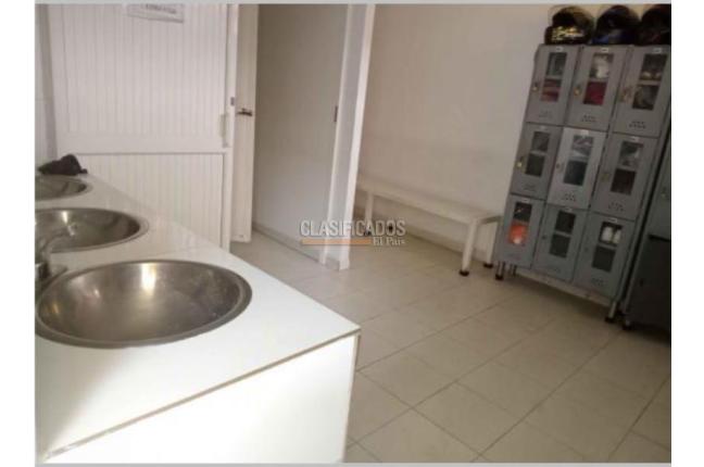 Locales y Bodegas, Venta, La Esmeralda - $6.500.000.000