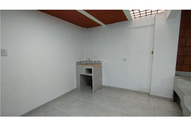 Casas, Alquiler, Candelaria - $750.000