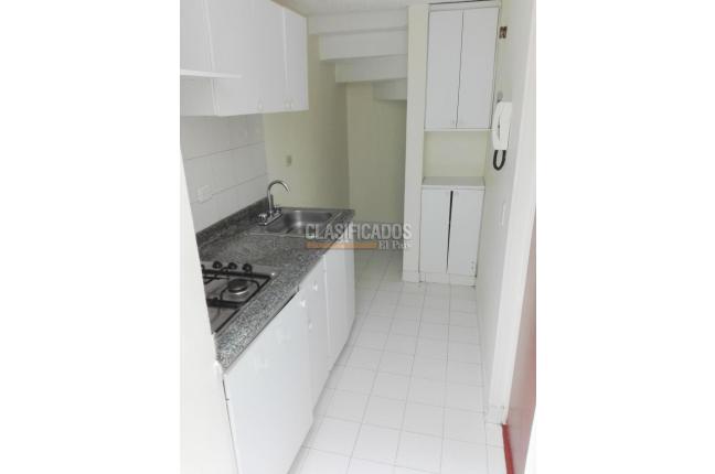 Casas, Alquiler, Bogotá - $2.400.000