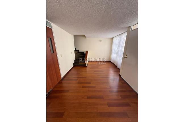 Casas, Alquiler, Bogotá - $2.400.000