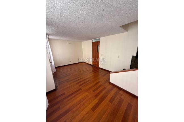 Casas, Alquiler, Bogotá - $2.400.000
