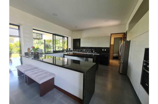 Casas, Venta, Meléndez - $2.200.000.000