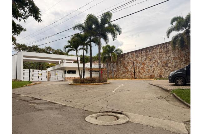 Casas, Venta, Meléndez - $12.000.000.000