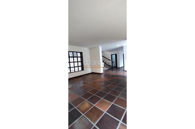 Casas, Alquiler, Santa Rita - $7.500.000