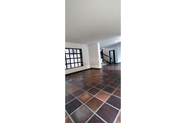 Casas, Alquiler, Santa Rita - $7.500.000