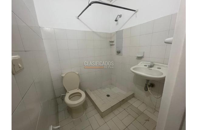 Apartamentos, Alquiler, Nueva Floresta - $800.000