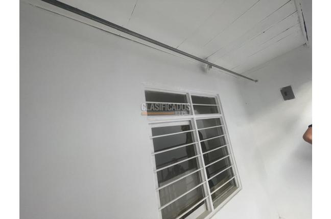 Apartamentos, Alquiler, Nueva Floresta - $800.000