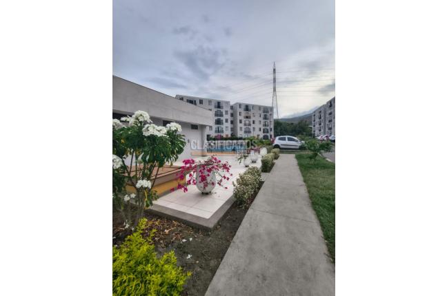 Apartamentos, Alquiler en Yumbo