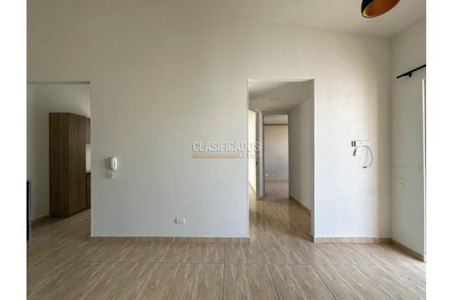 Apartamentos, Alquiler, Poblado Campestre - $800.000