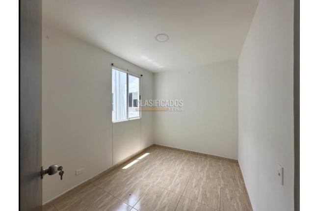 Apartamentos, Alquiler, Poblado Campestre - $800.000