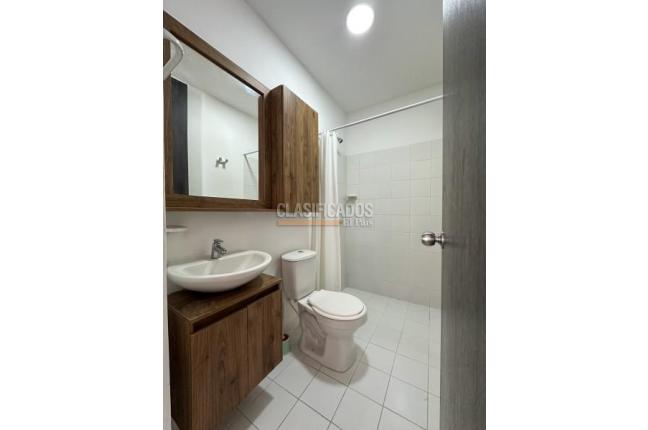 Apartamentos, Alquiler, Poblado Campestre - $800.000